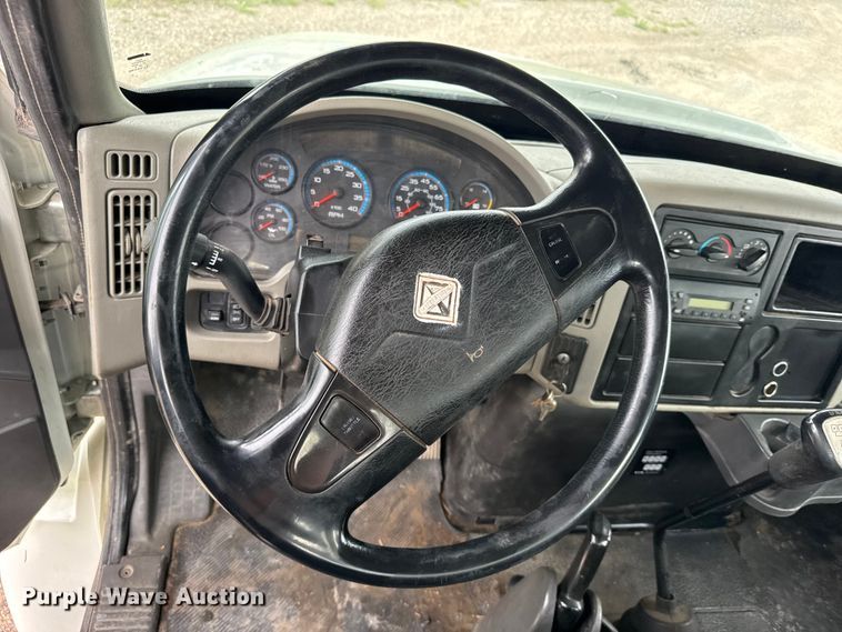 image for item FB7366 2009 International 4300 forestry bucket truck