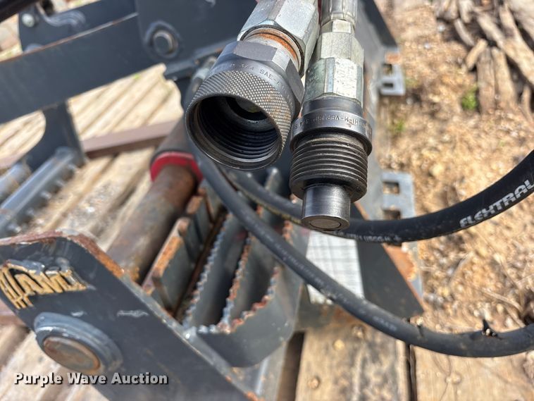 image for item FB8124 AMI Attachments B0500 grapple forks