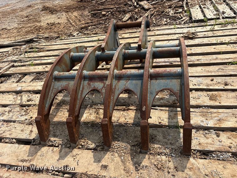 image for item FB8135 2023 Solesbee's C0227910 Excavator rake