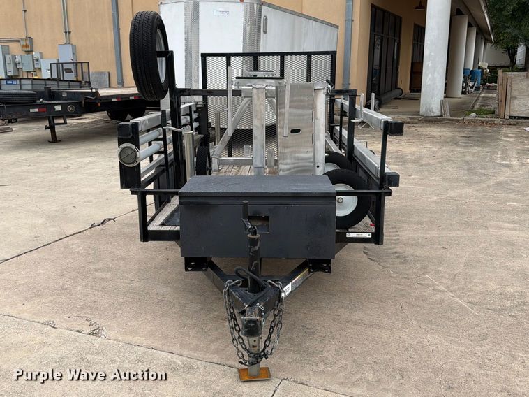 image for item FB8141 Wahoo Innovations PoleDancer light pole setting trailer