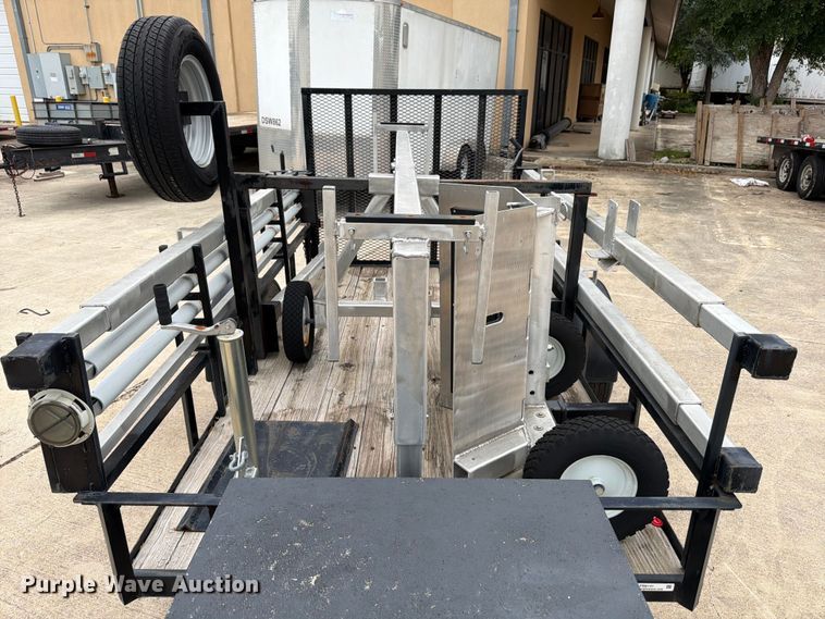 image for item FB8141 Wahoo Innovations PoleDancer light pole setting trailer