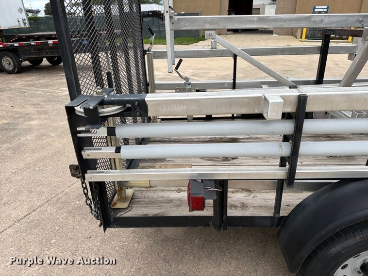 image for item FB8141 Wahoo Innovations PoleDancer light pole setting trailer