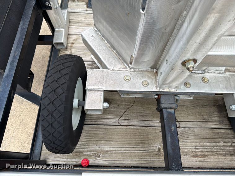 image for item FB8141 Wahoo Innovations PoleDancer light pole setting trailer