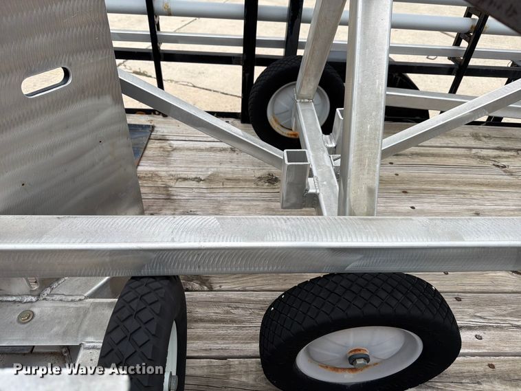 image for item FB8141 Wahoo Innovations PoleDancer light pole setting trailer