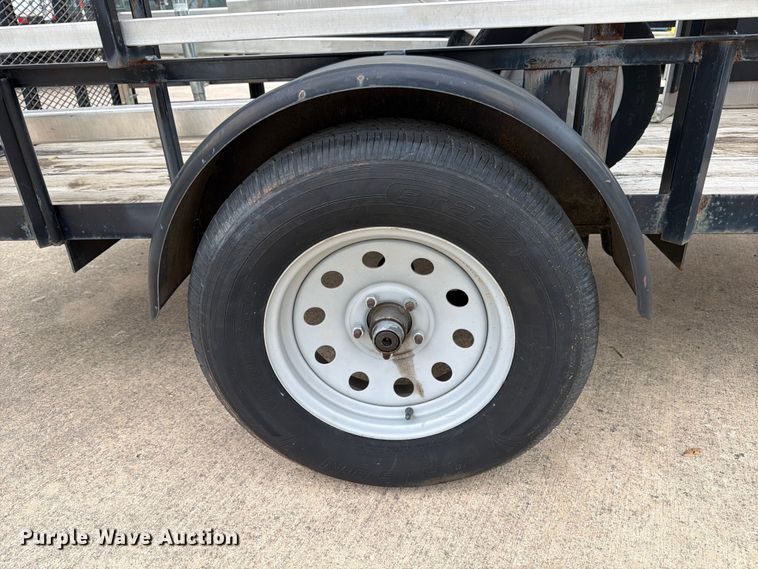 image for item FB8141 Wahoo Innovations PoleDancer light pole setting trailer