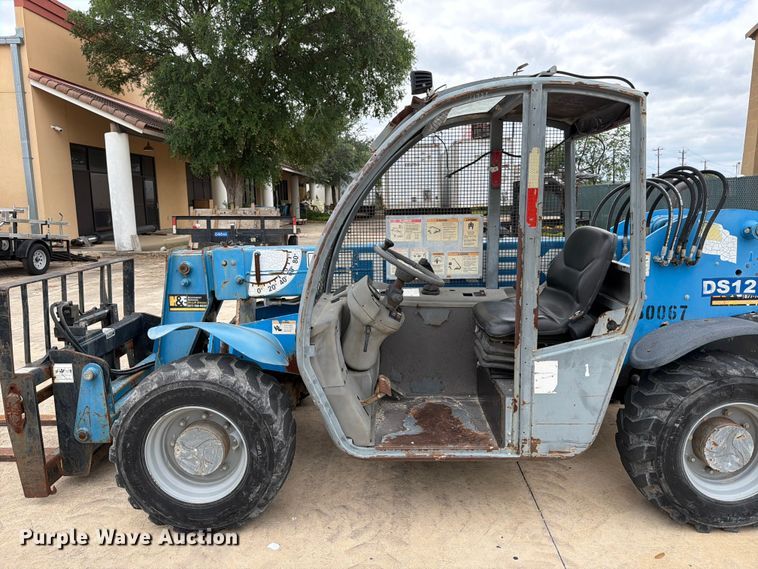 image for item FB8142 2005 Terex TX 55-19 telehandler