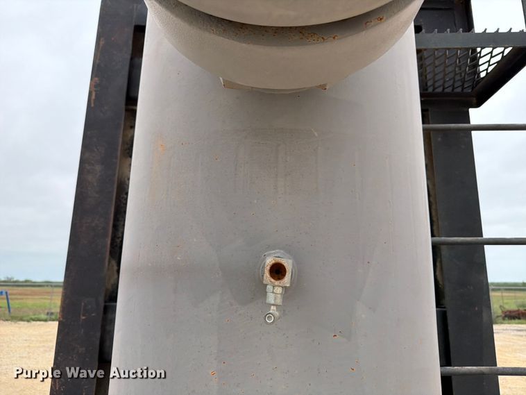 image for item FB8149 2008 Valley Vessel well sand separator