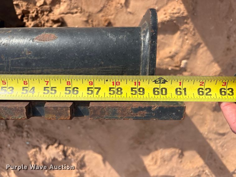 image for item FC2249 Caterpillar 6W-8832 forks