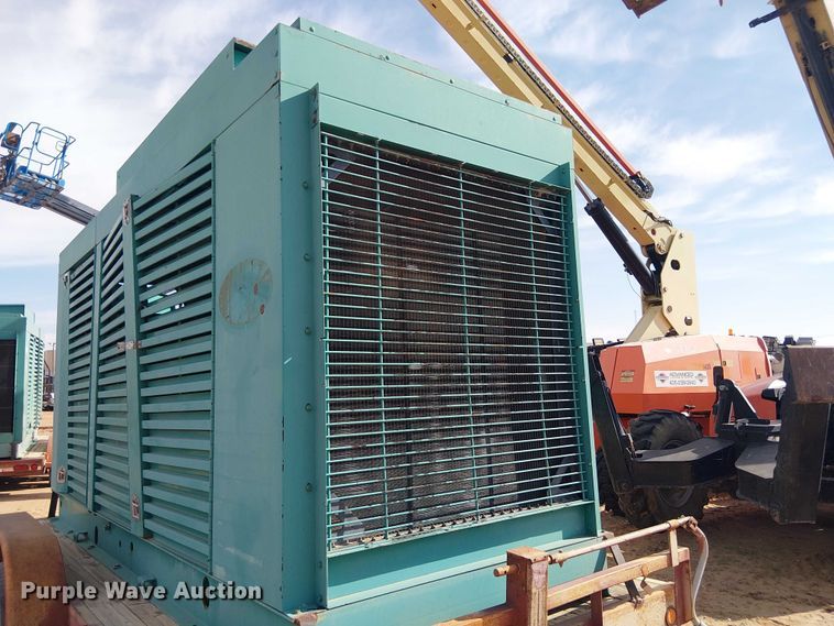image for item FC2252 Cummins Onan 400DFEB generator
