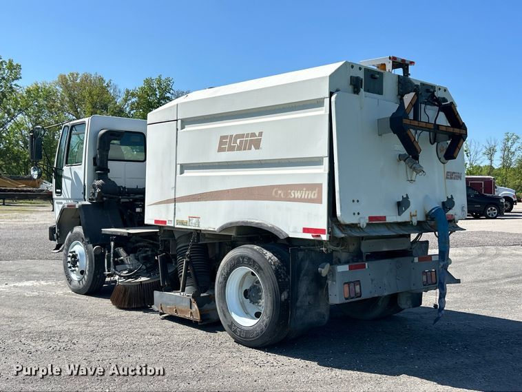 image for item FC2519 2006 Sterling Truck SC8000 street sweeper truck