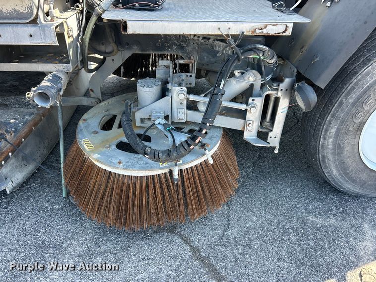 image for item FC2519 2006 Sterling Truck SC8000 street sweeper truck