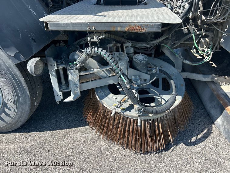 image for item FC2519 2006 Sterling Truck SC8000 street sweeper truck