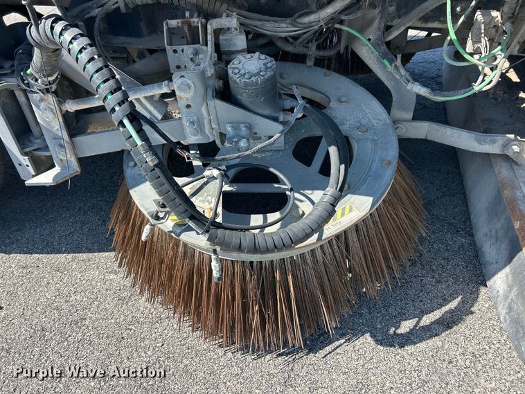 image for item FC2519 2006 Sterling Truck SC8000 street sweeper truck