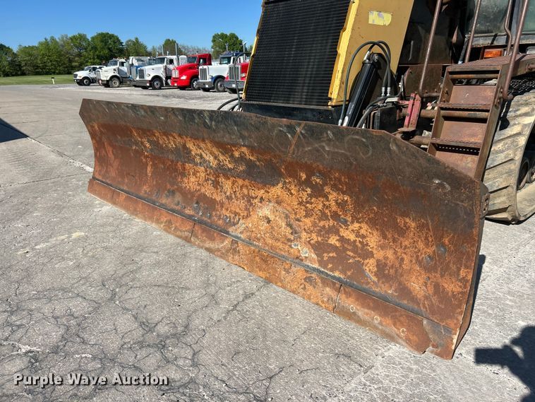 image for item FC2520 1995 Caterpillar Challenger DV87 tractor