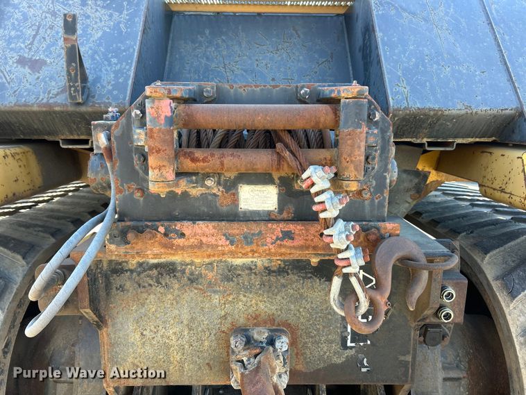 image for item FC2520 1995 Caterpillar Challenger DV87 tractor