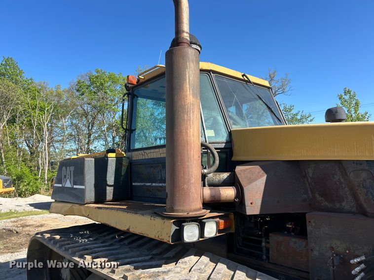 image for item FC2520 1995 Caterpillar Challenger DV87 tractor
