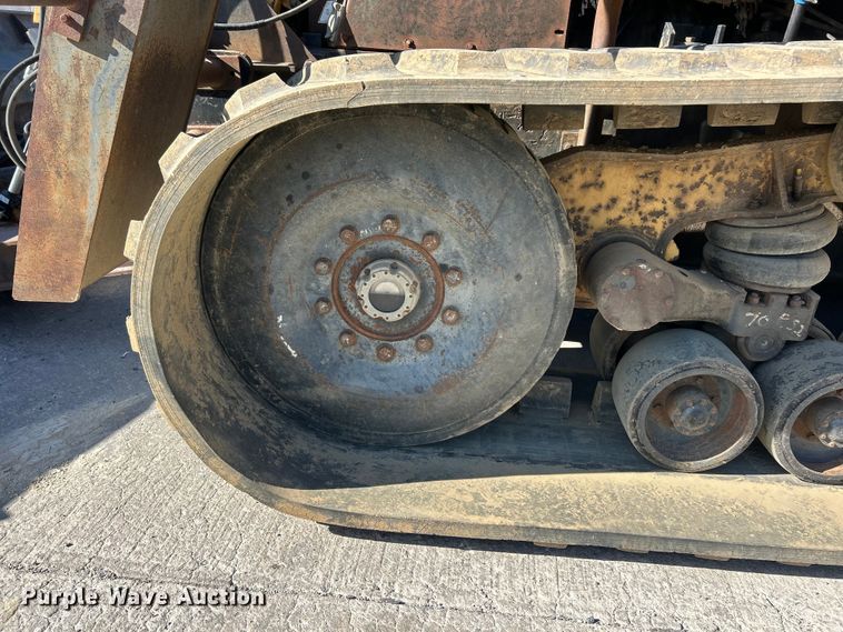 image for item FC2520 1995 Caterpillar Challenger DV87 tractor