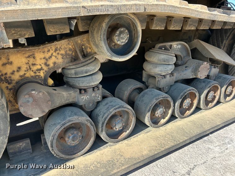 image for item FC2520 1995 Caterpillar Challenger DV87 tractor