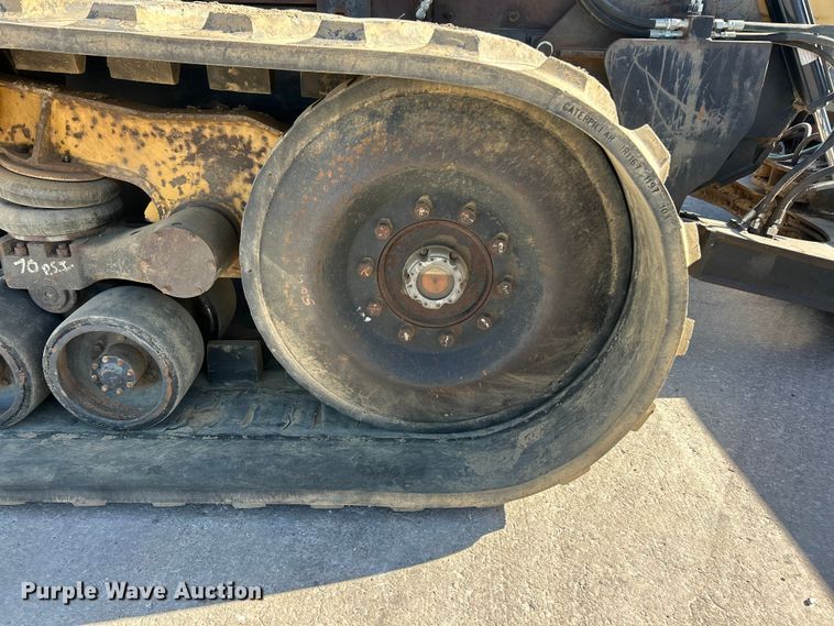 image for item FC2520 1995 Caterpillar Challenger DV87 tractor