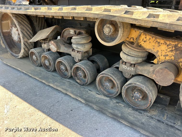 image for item FC2520 1995 Caterpillar Challenger DV87 tractor