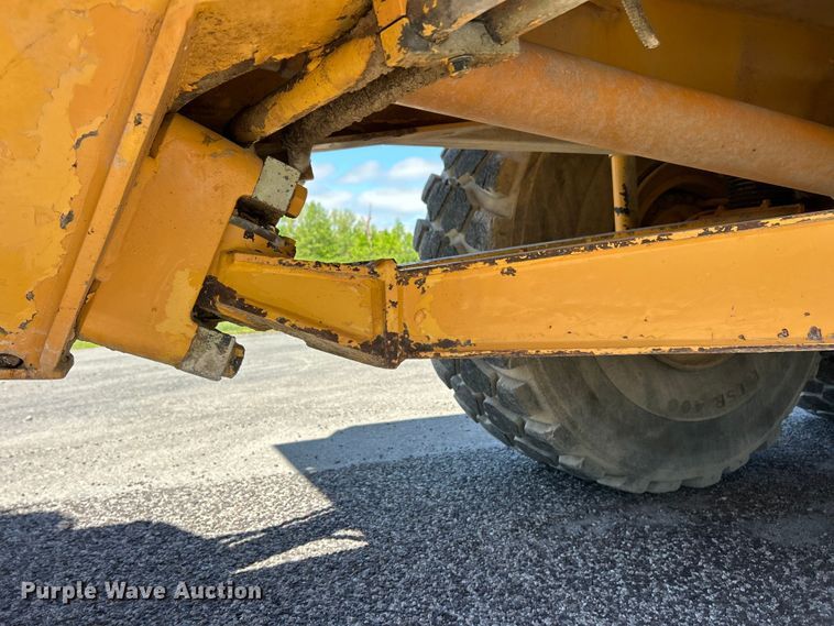 image for item FC2524 2005 Volvo A40D articulated haul truck