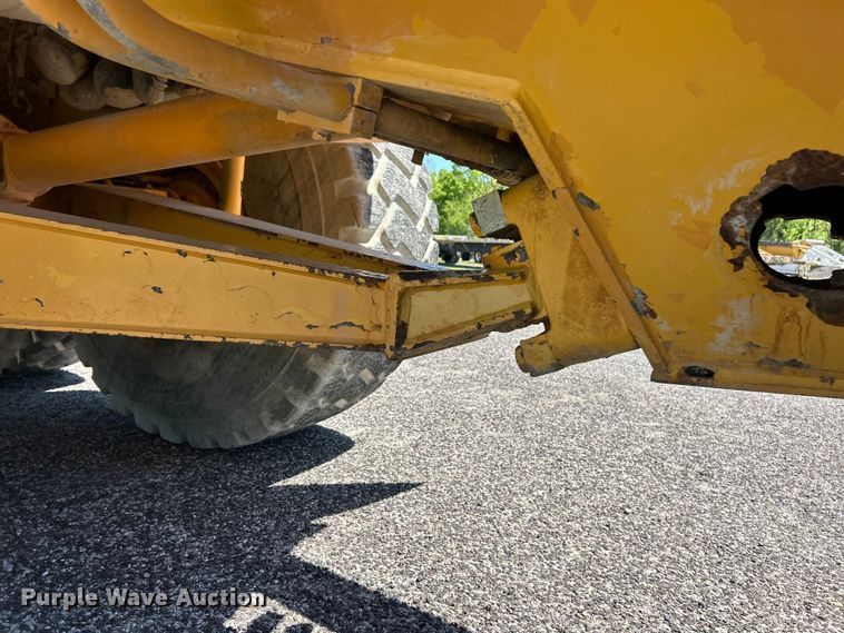 image for item FC2524 2005 Volvo A40D articulated haul truck