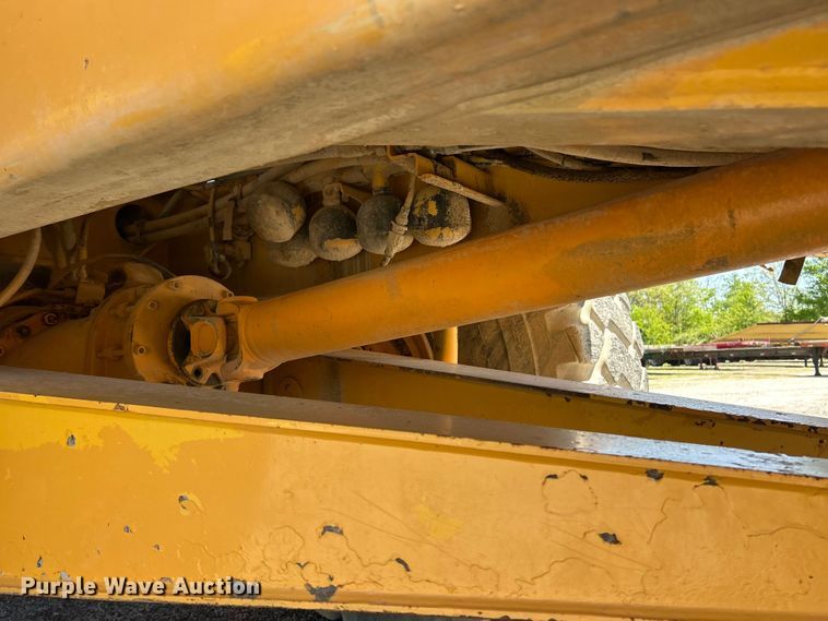 image for item FC2524 2005 Volvo A40D articulated haul truck