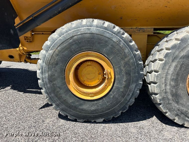 image for item FC2524 2005 Volvo A40D articulated haul truck