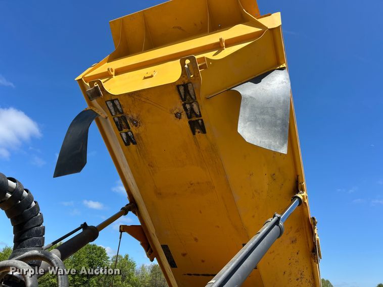 image for item FC2525 2012 Volvo A35F articulated haul truck