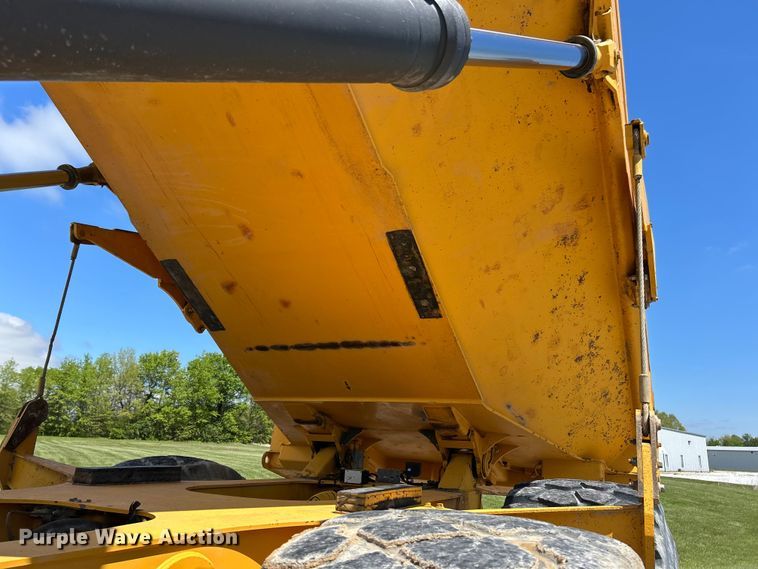 image for item FC2525 2012 Volvo A35F articulated haul truck