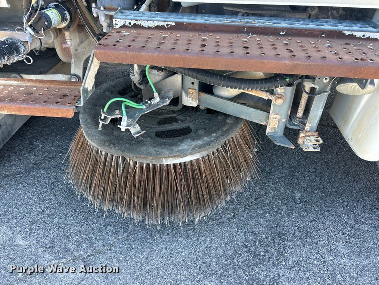 image for item FC2526 2005 Freightliner FL70 street sweeper truck