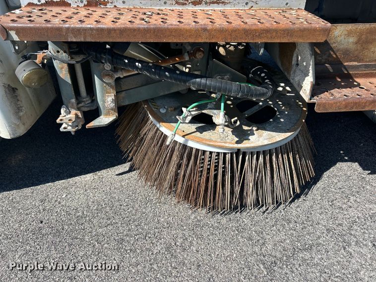 image for item FC2526 2005 Freightliner FL70 street sweeper truck