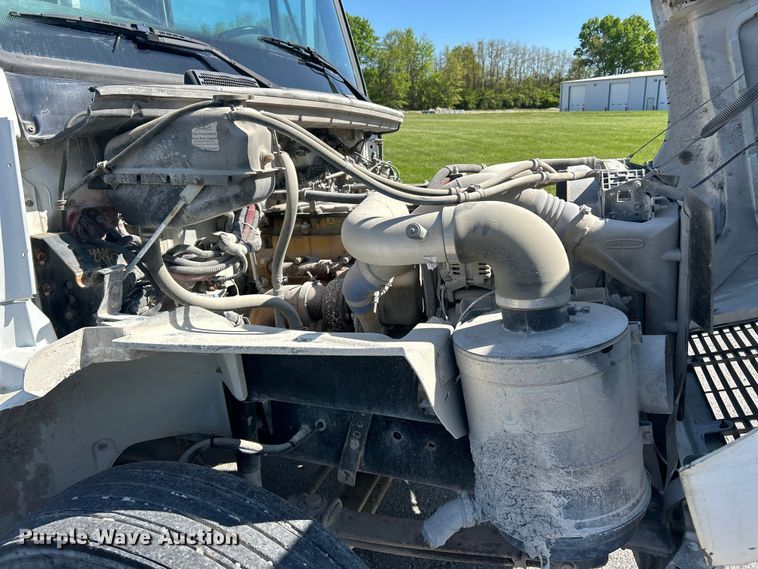 image for item FC2526 2005 Freightliner FL70 street sweeper truck