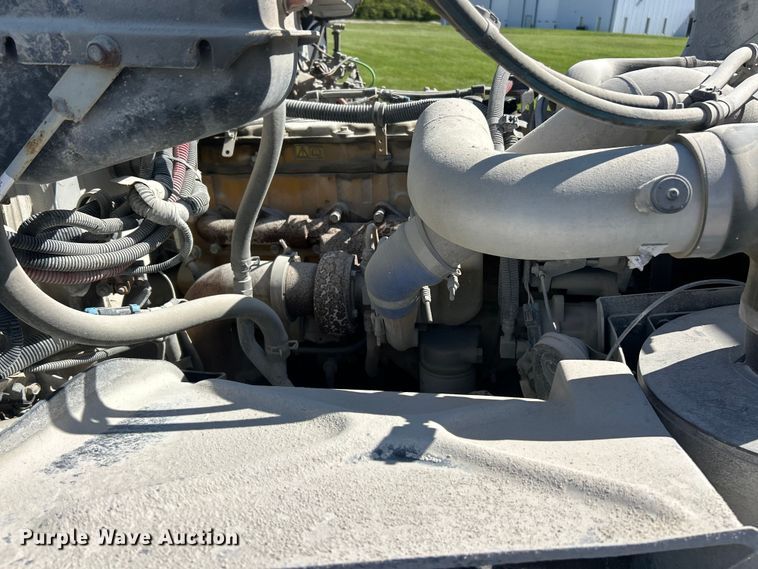 image for item FC2526 2005 Freightliner FL70 street sweeper truck