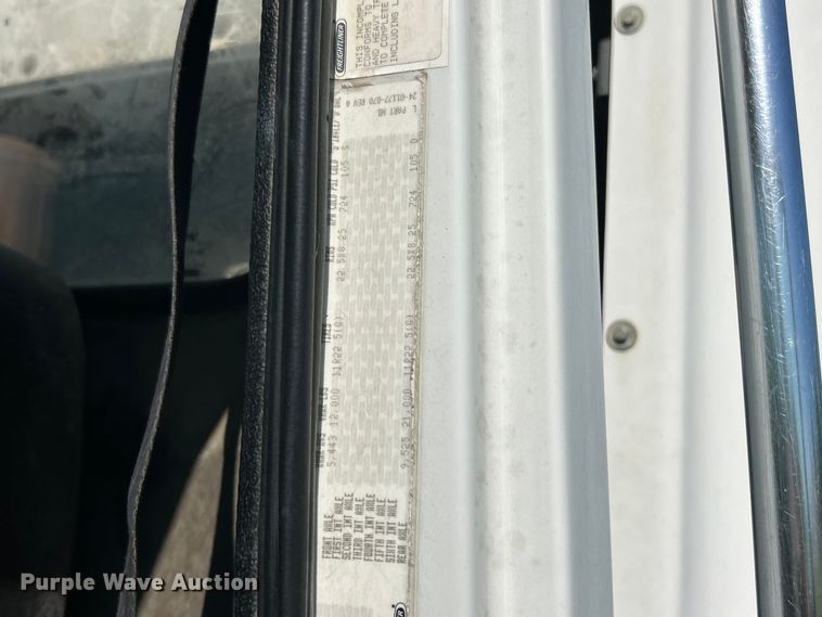 image for item FC2526 2005 Freightliner FL70 street sweeper truck