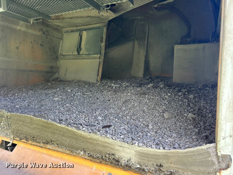 image for item FC2537 2007 Sterling SC8000 street sweeper truck