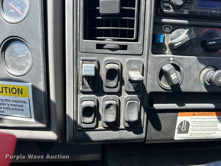 image for item FC2537 2007 Sterling SC8000 street sweeper truck