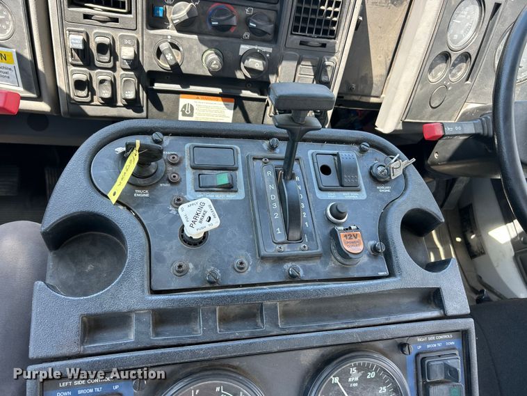 image for item FC2537 2007 Sterling SC8000 street sweeper truck