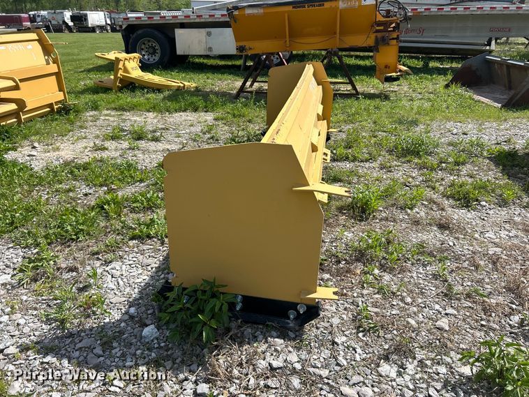 image for item FC2547 116
