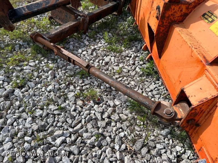 image for item FC2558 Henke 9' W wing plow