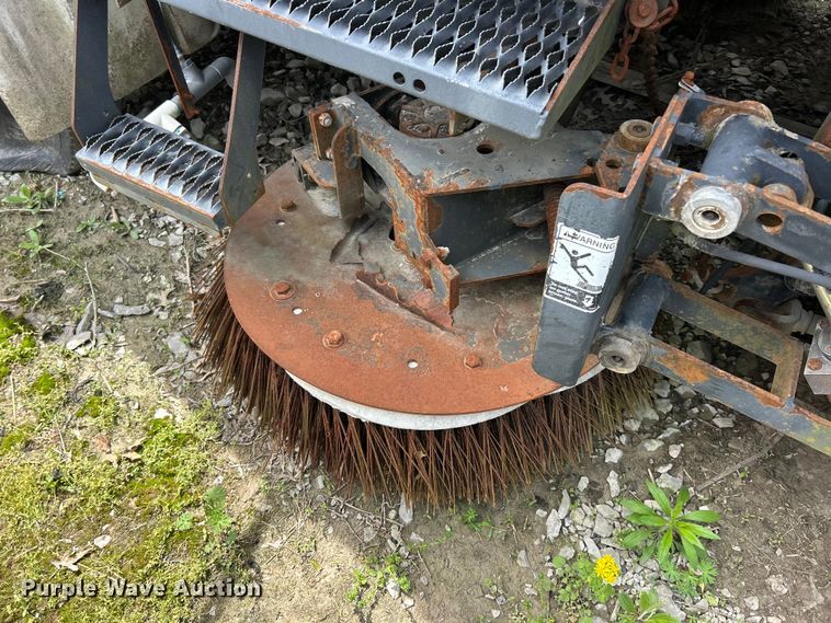 image for item FC2564 2007 Freightliner Business Class M2 street sweeper truck