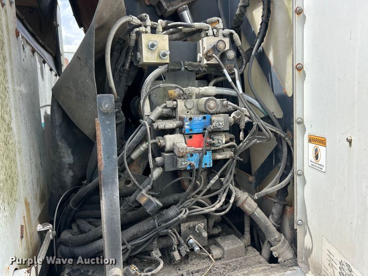 image for item FC2564 2007 Freightliner Business Class M2 street sweeper truck