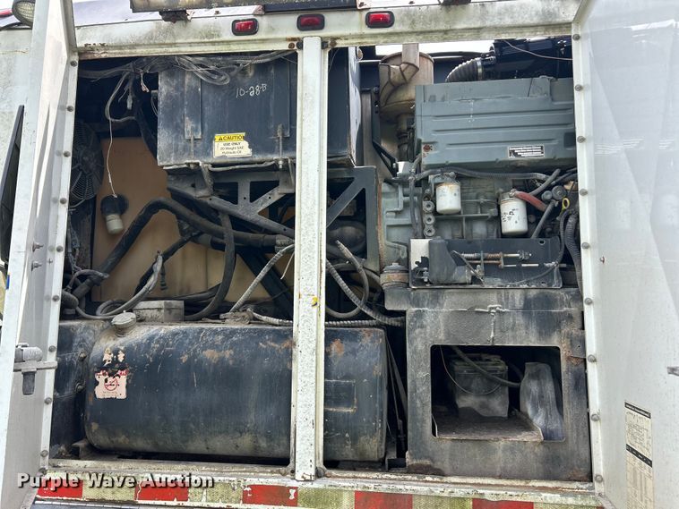 image for item FC2564 2007 Freightliner Business Class M2 street sweeper truck