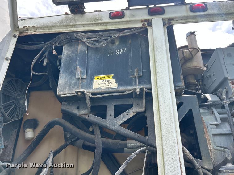 image for item FC2564 2007 Freightliner Business Class M2 street sweeper truck