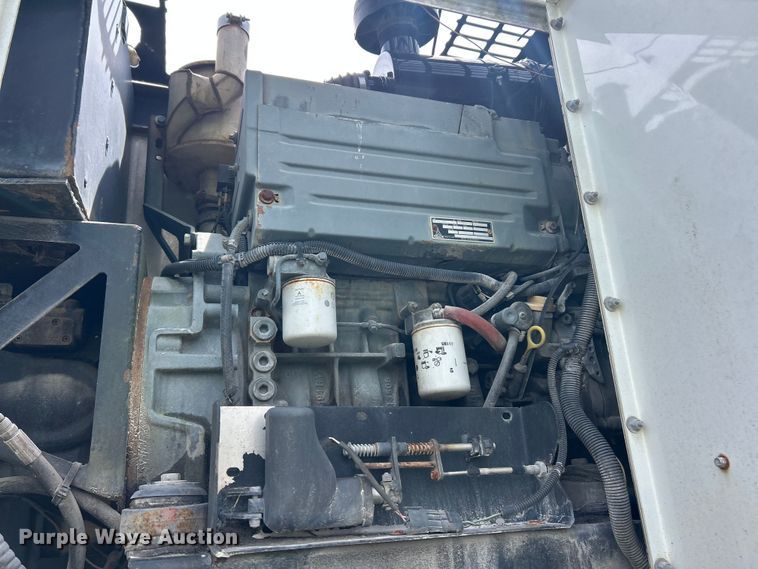image for item FC2564 2007 Freightliner Business Class M2 street sweeper truck