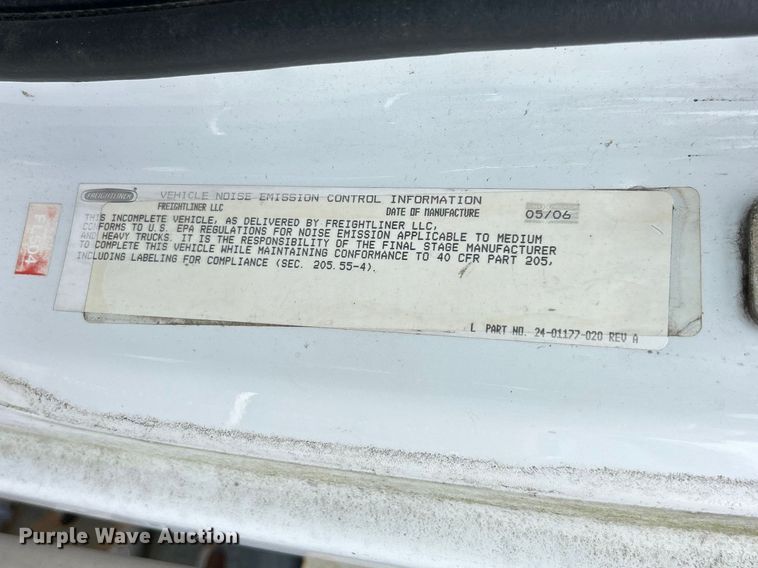 image for item FC2564 2007 Freightliner Business Class M2 street sweeper truck