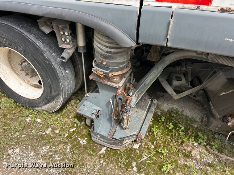 image for item FC2565 2002 Sterling SC8000 street sweeper truck