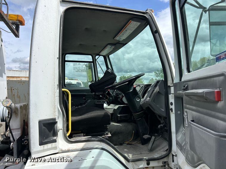 image for item FC2565 2002 Sterling SC8000 street sweeper truck
