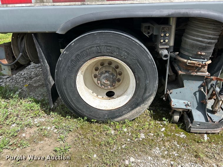 image for item FC2565 2002 Sterling SC8000 street sweeper truck