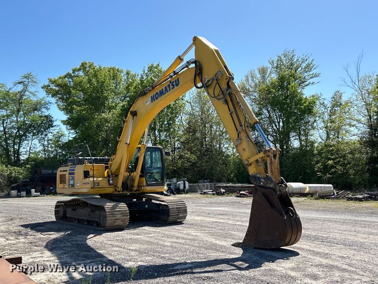 image for item FC2571 2014 Komatsu PC360LC-10 excavator